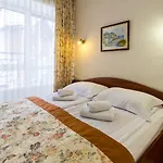 Hotel Nova 2*