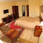 Hotel Nova 2*