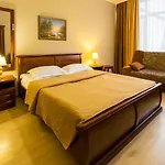 Hotel Nova Tatariv