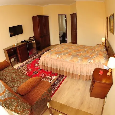 Hotel Nova 2*
