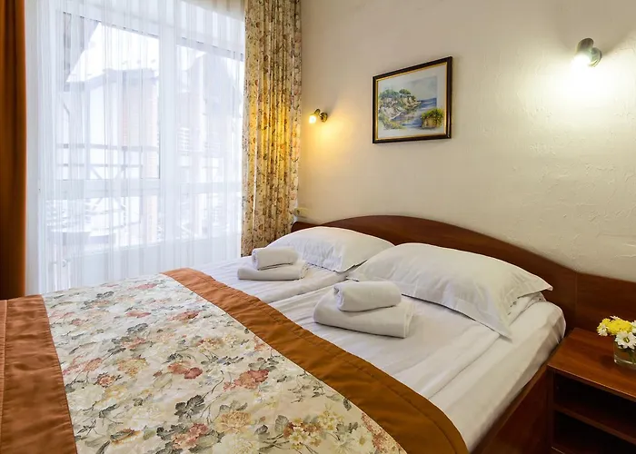 Hotel Nova 2*