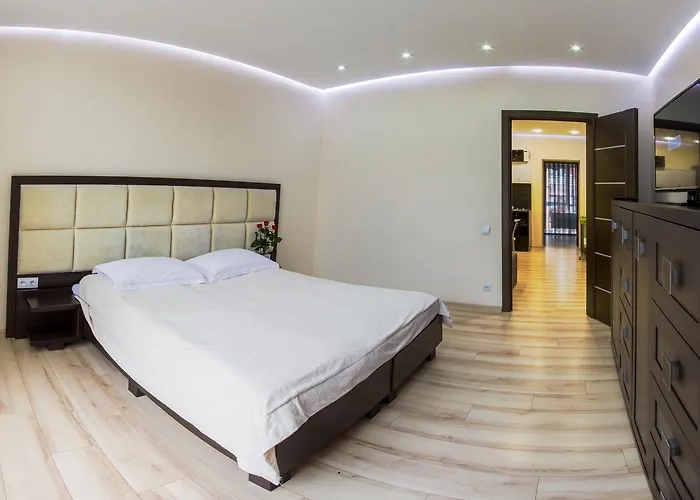 Nova Hotel 2*