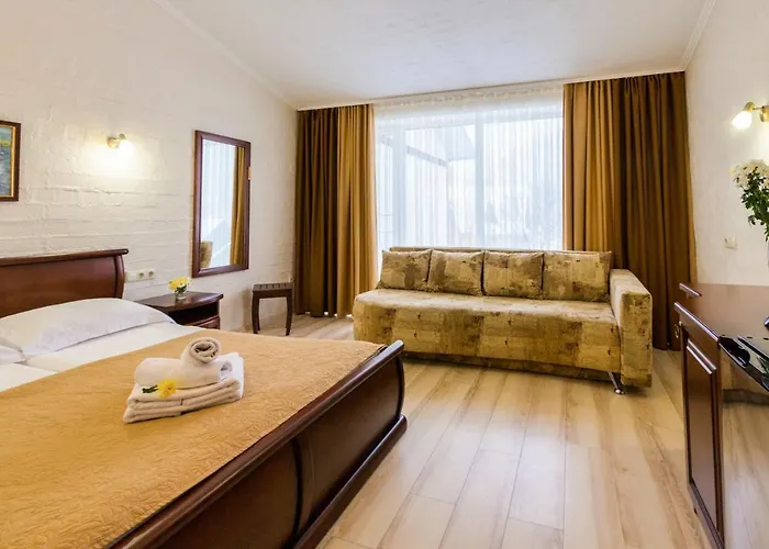 Nova Otel Tatariv